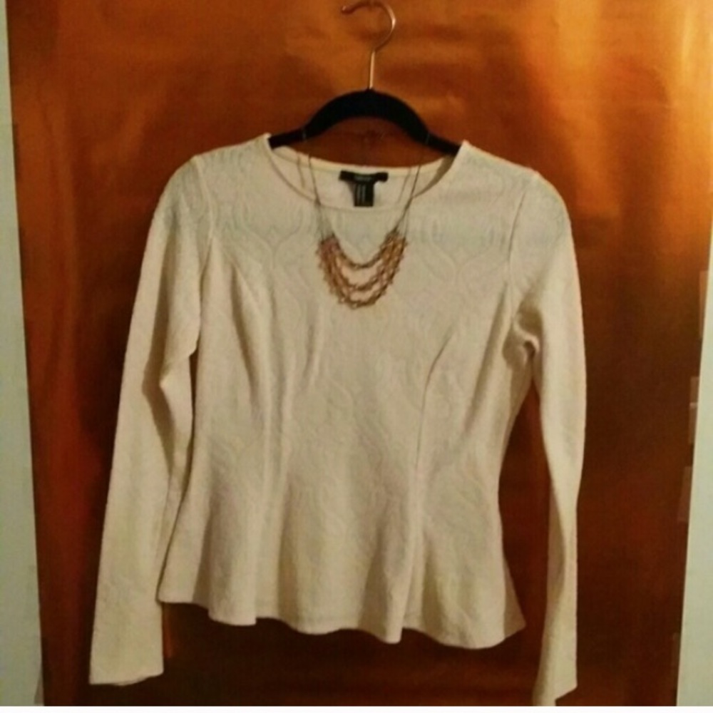Baroque peplum lace top