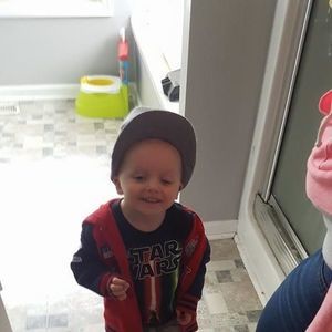 Meet your Posher, Lee