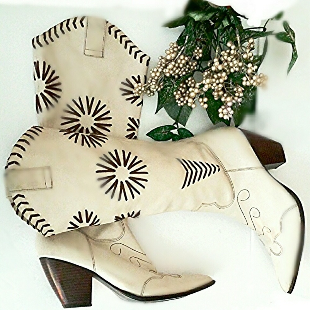 JUST IN! BCBGIRLS Western Leather Knee Boots