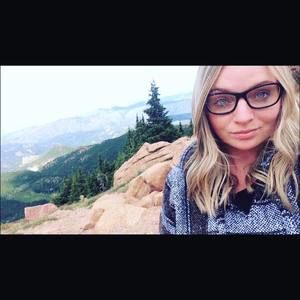 Meet your Posher, Casey