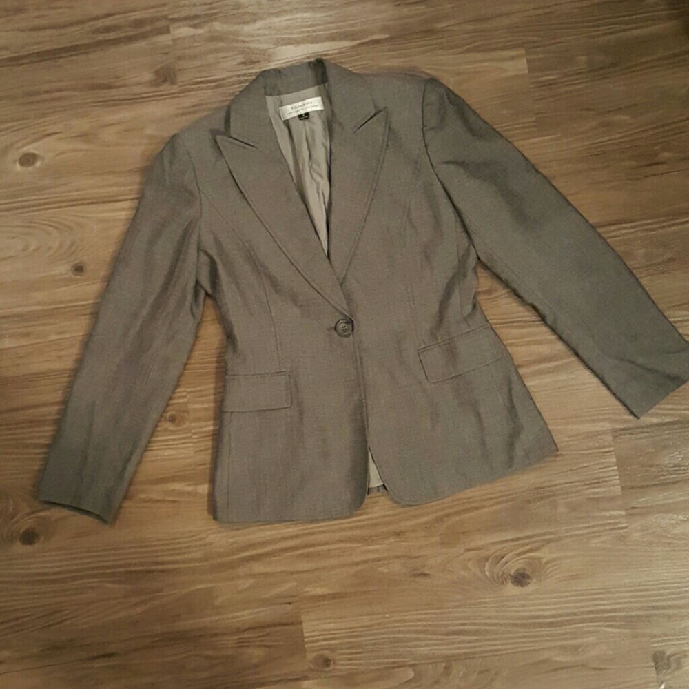Tahari Blazer