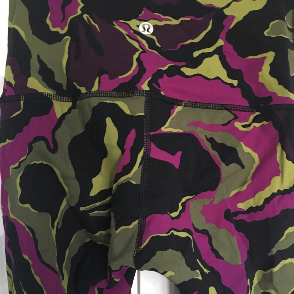 Lulu Lemon workout leggings