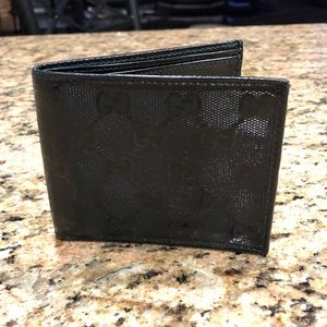 Authentic Men’s Gucci Wallet