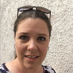 Meet your Posher, Nadine