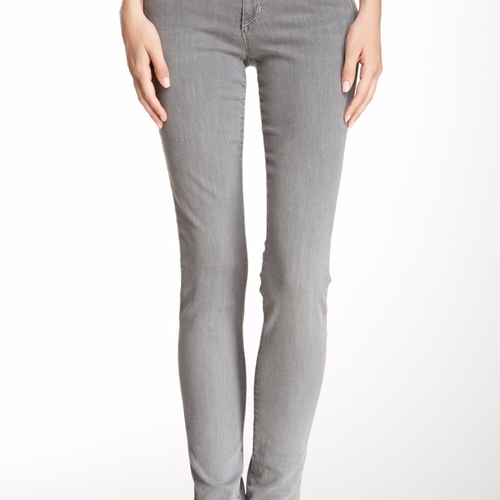 NWT Chelsea Ultra Slim Fit Skinny Joes Jeans Grey Size 30