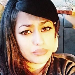 Meet your Posher, Perla