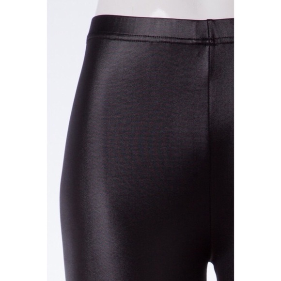 Black Faux Leather Leggings - Picture 3 of 3