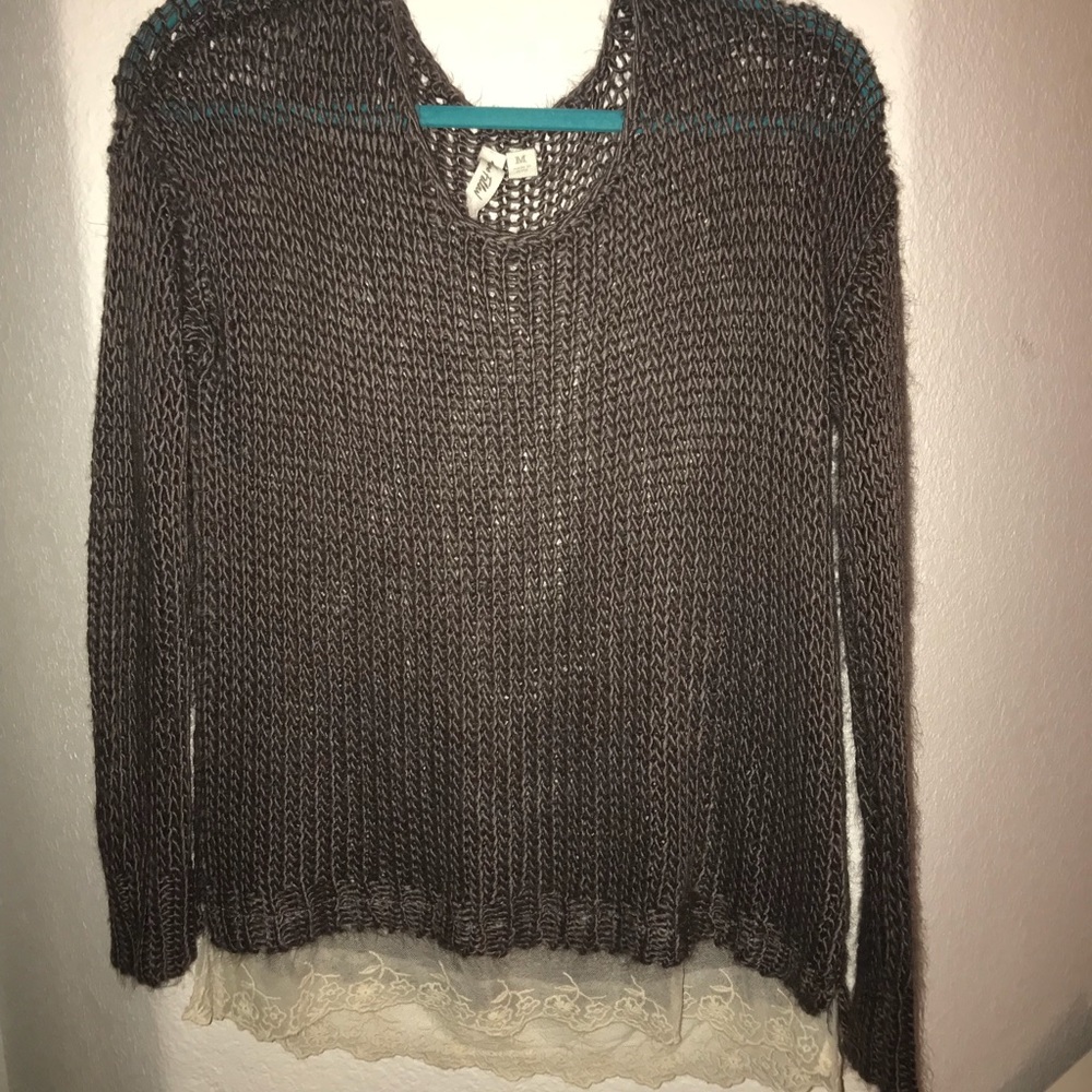 Charcoal grey knitted sweater