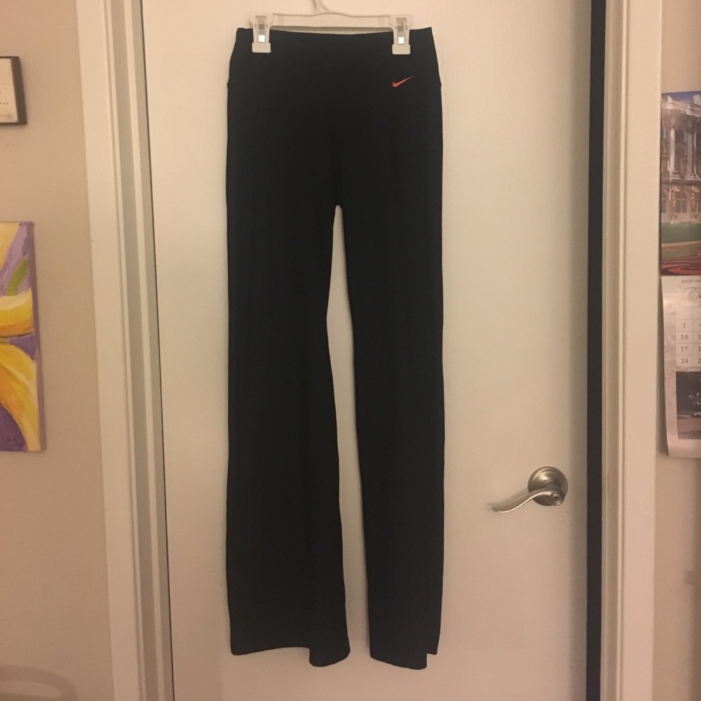 yoga pants