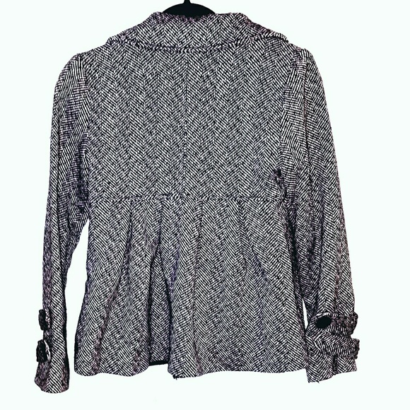 Forever 21 Herringbone pleated jacket - Picture 3 of 4