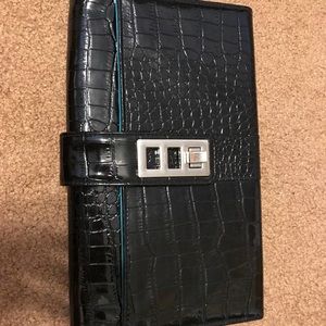 Black clutch/crossbody