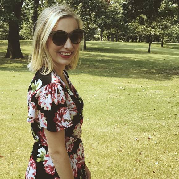 Meet your Posher, Heather - Picture 1 of 1