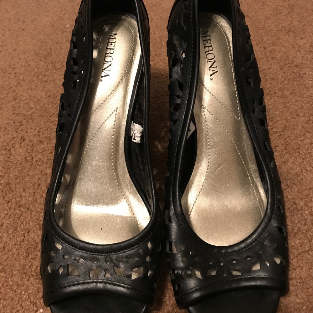 Lacy Wedges