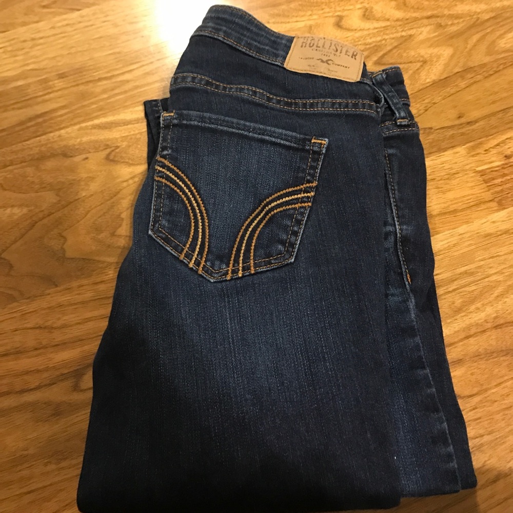 Hollister size 3 skinny jeans