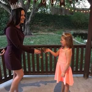 Meet your Posher, Vanessa