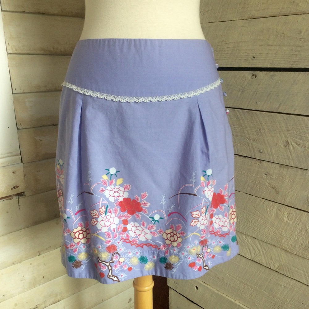 Ecote Urban Outfitter floral mini skirt