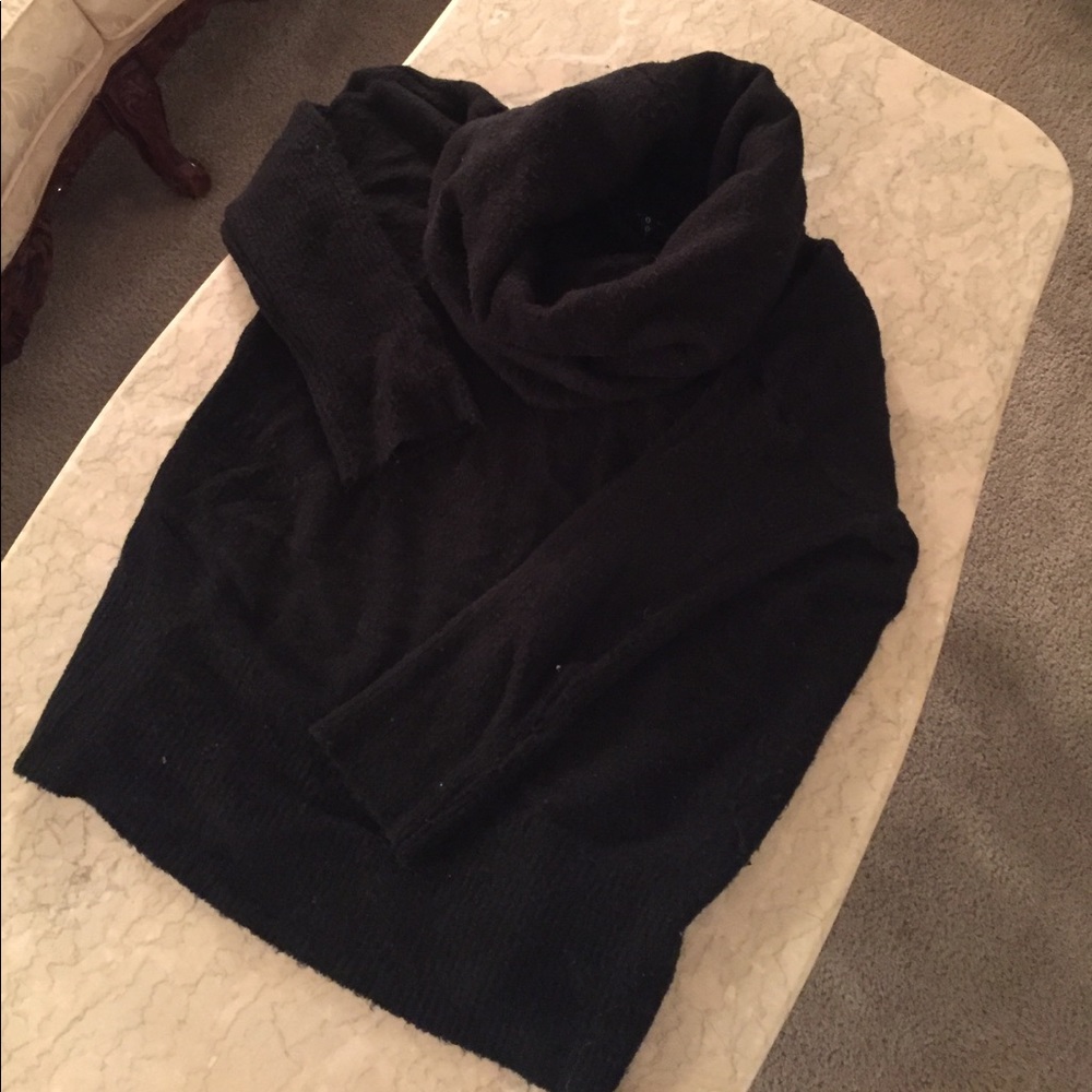 Black Sweater- FEELS LIKE CASHMERE!!