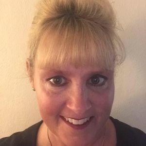 Meet your Posher, Stacy