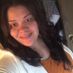 Meet your Posher, Isabel