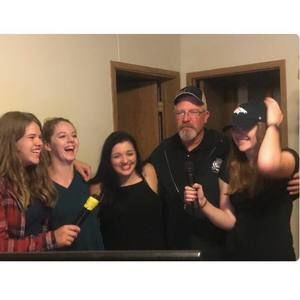 Meet your Posher, Alia