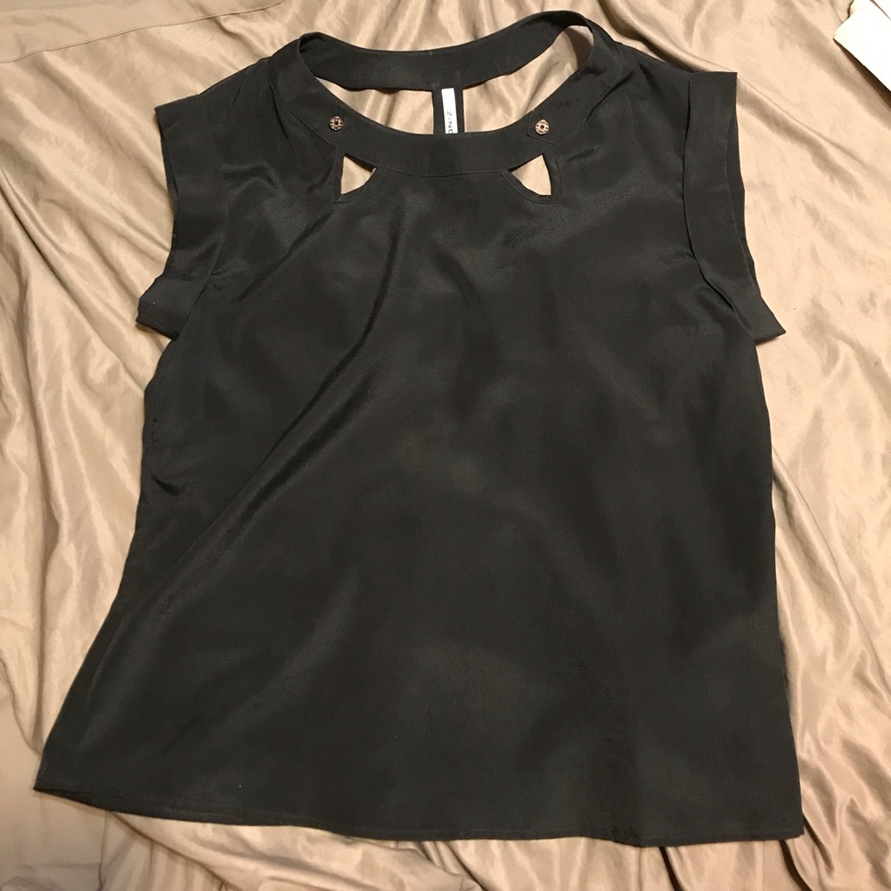 Dress top