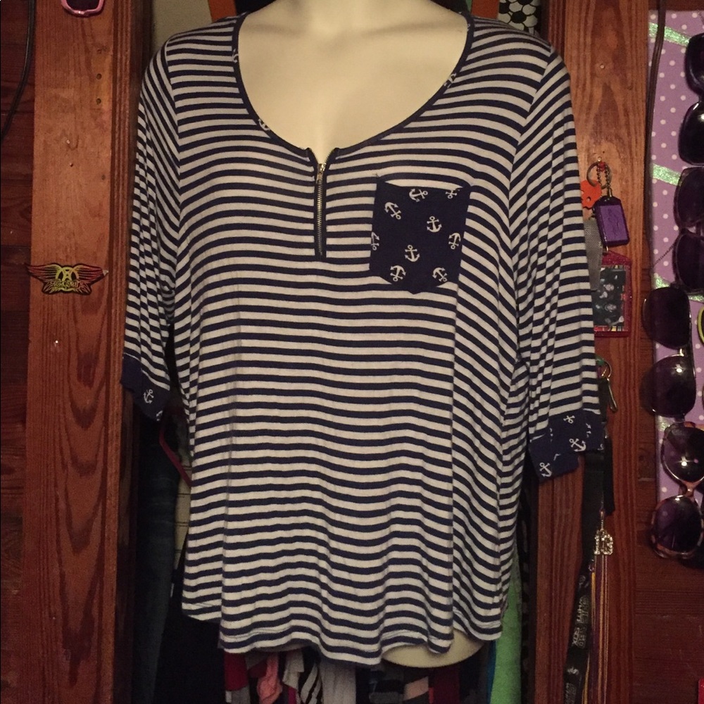 Anchor striped zipper top