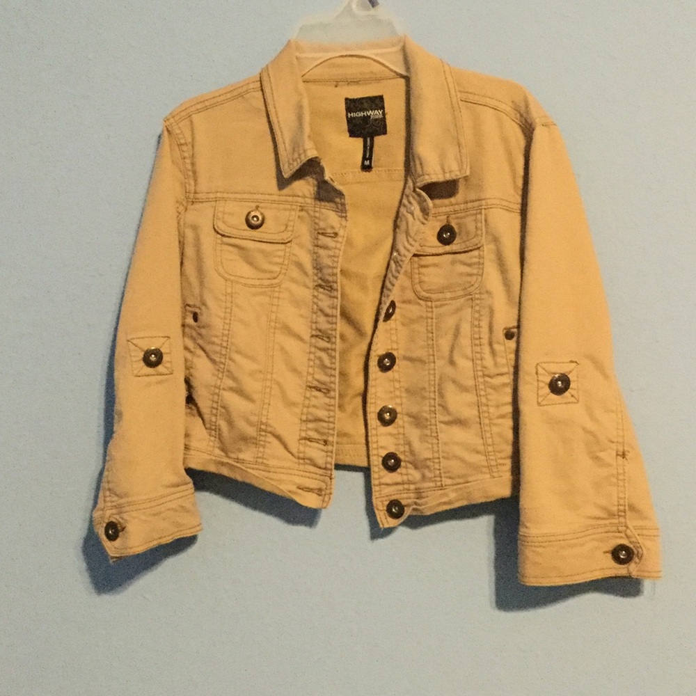 Half short sleeve jacket