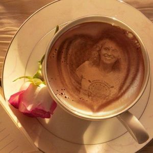 Meet your Posher, Pamela marianne