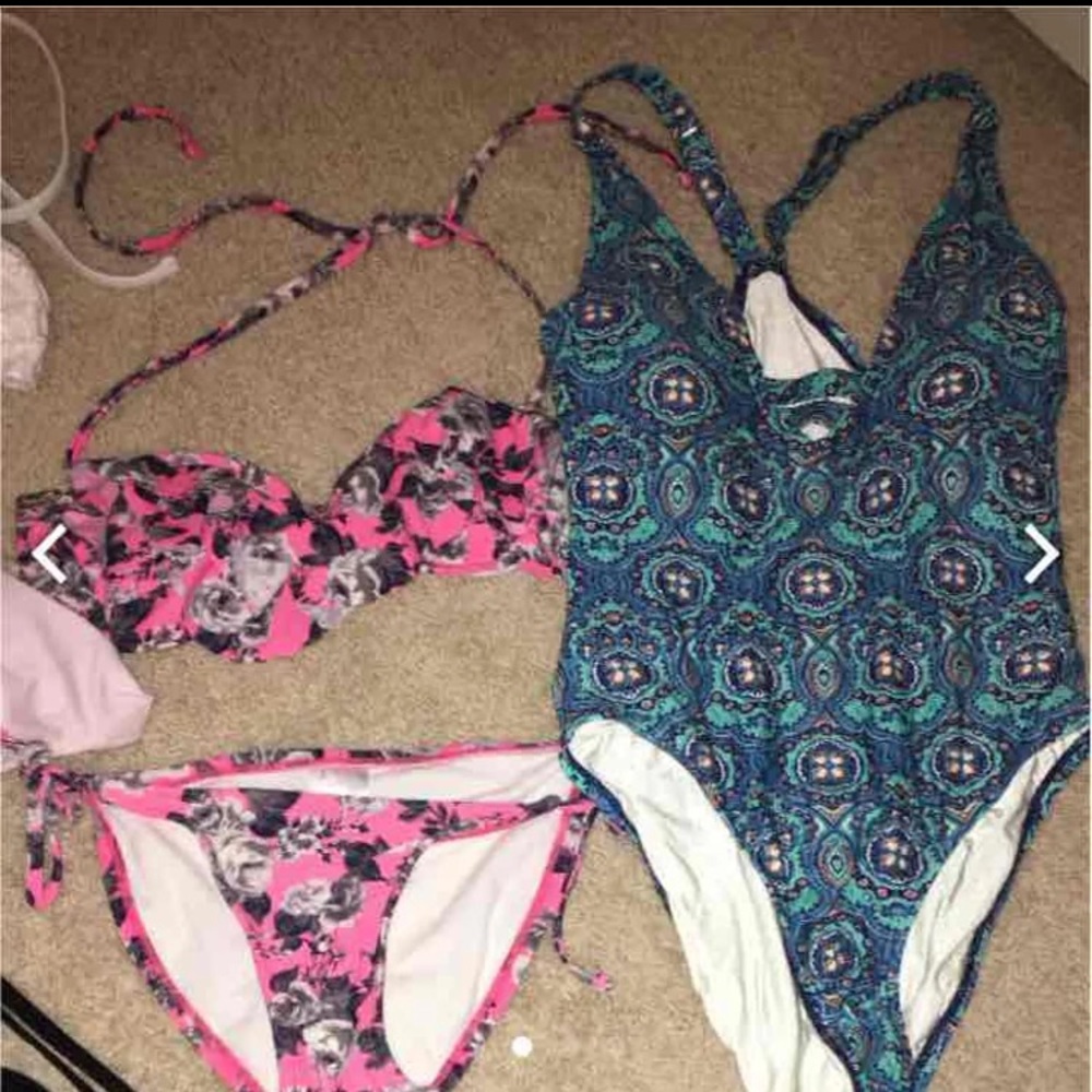 🌊Bathing suits! Pink for $8 and Blue for $12 🌊
