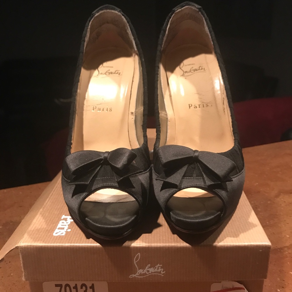 Christian louboutin peep toe pumps - Picture 2 of 3