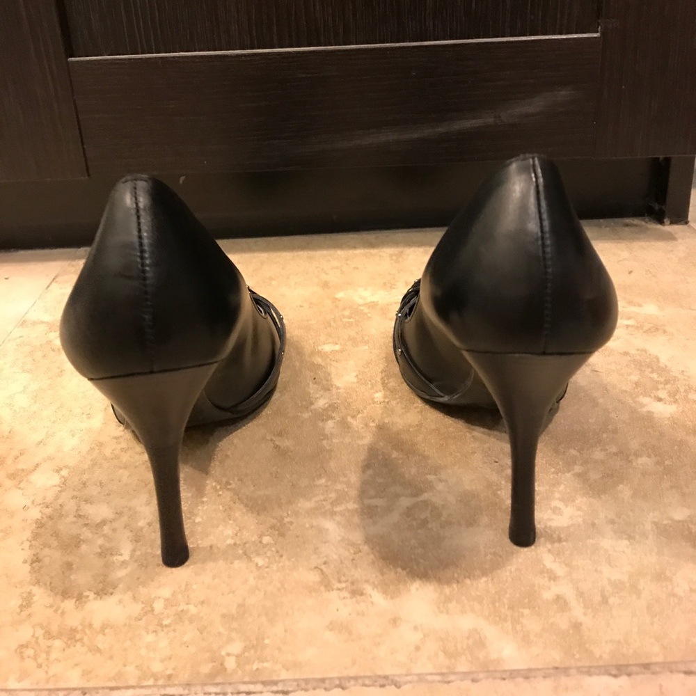 Cathy Jean Studded black heels - Picture 3 of 3