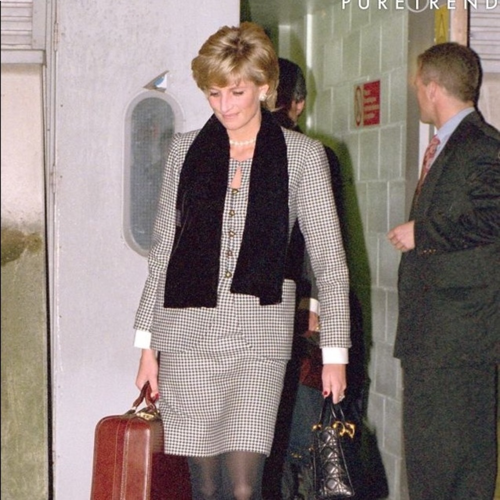 DIOR suit - Picture 3 of 3