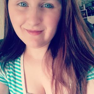 Meet your Posher, Holly