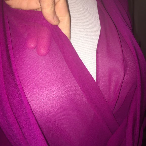 DVF. Size 8. Mini dress. - Picture 4 of 7