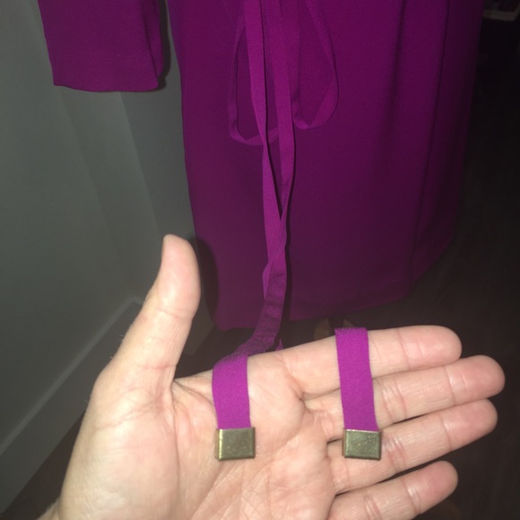 DVF. Size 8. Mini dress. - Picture 5 of 7