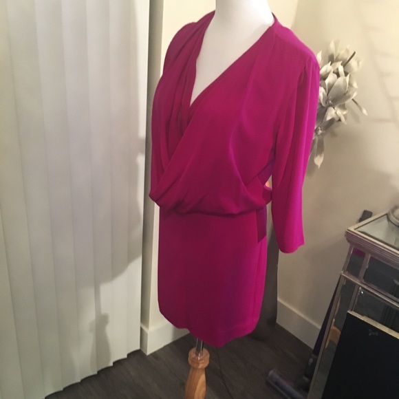DVF. Size 8. Mini dress. - Picture 7 of 7