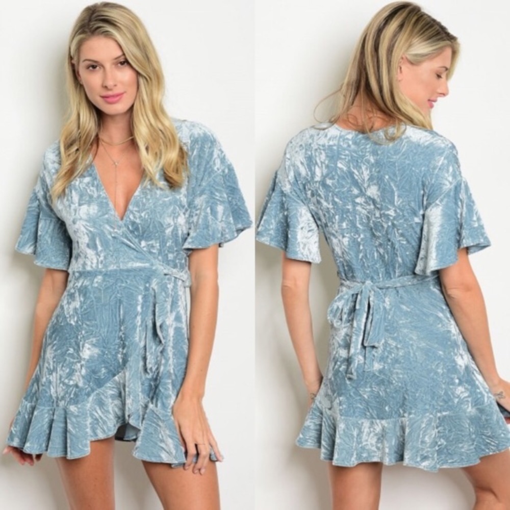 ❤️HOST PICK❤️Crushed Velvet Blue Party Dress