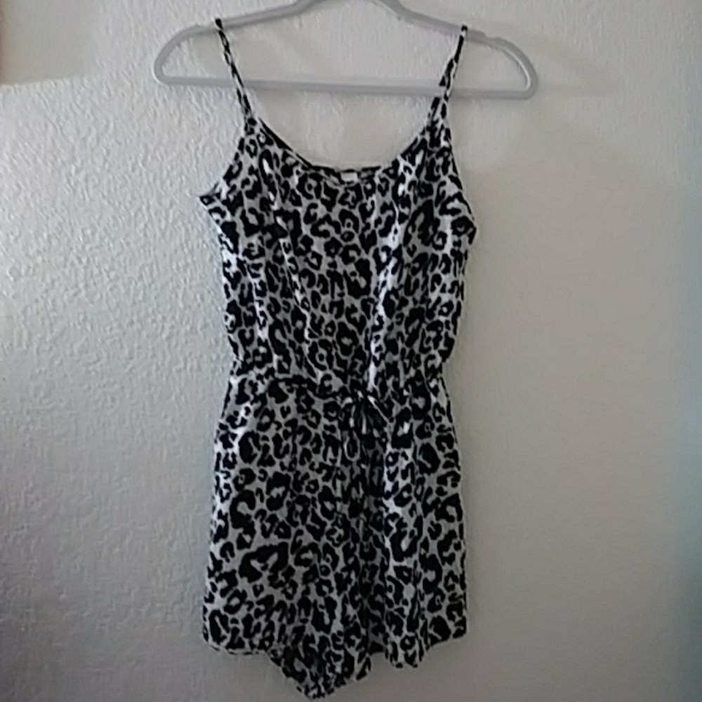 Sz 4 Romper