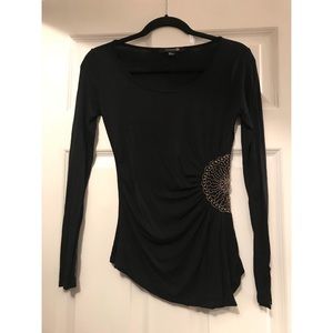 Black longsleeve shirt with detail on one side
