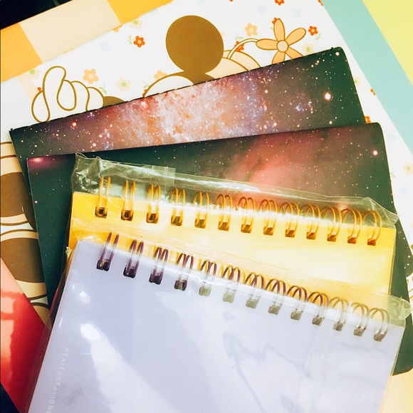 5 NOTEBOOKS📗📕📘📙📒Brand NEW!! - Picture 1 of 6