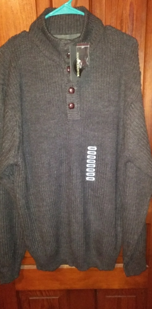Weatherproof 100% wool 4 button sweater