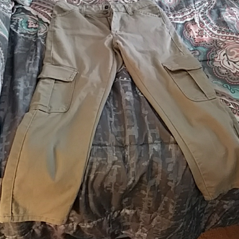 Sz 2 Capris