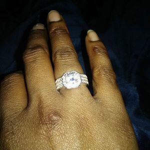 Meet your Posher, Raquel