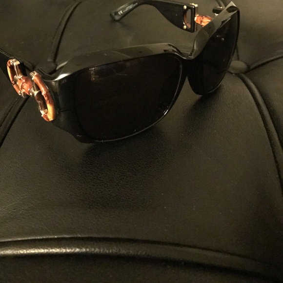 Authentic GUCCI Sunglasses💫 - Picture 5 of 8
