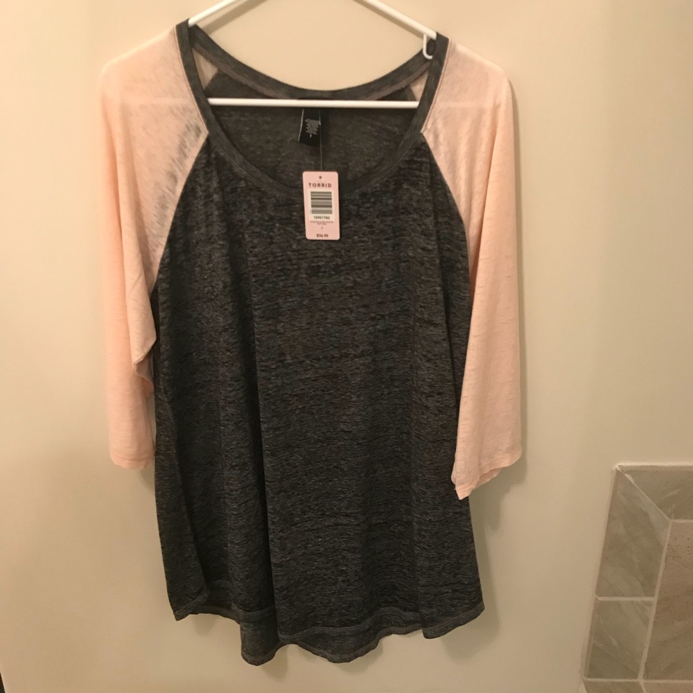 Torrid Grey & Pink Raglan NWT