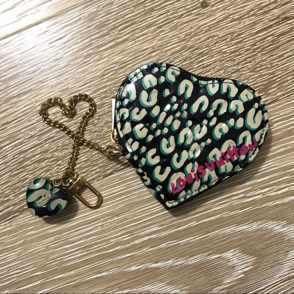 Limited patterns coin case - Picture 1 of 2