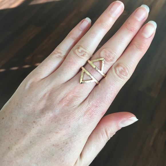 On Point Ring - Picture 6 of 8