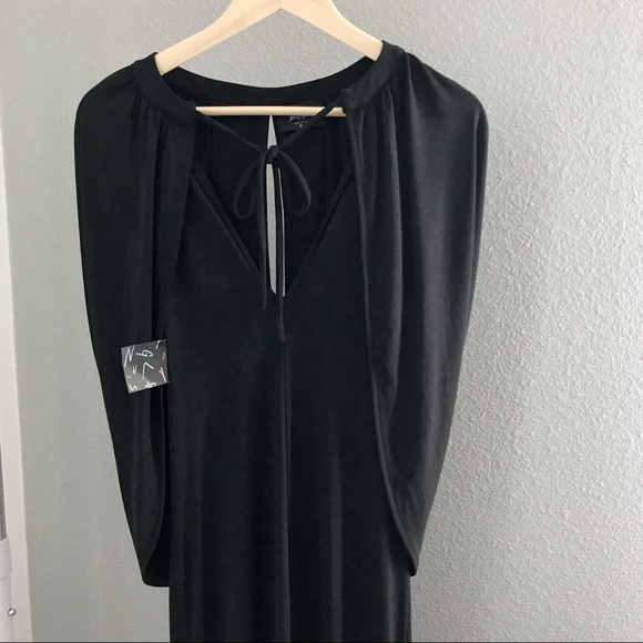 Cold Shoulder Keyhole Cutout Maxi Slit Dress - Picture 5 of 8