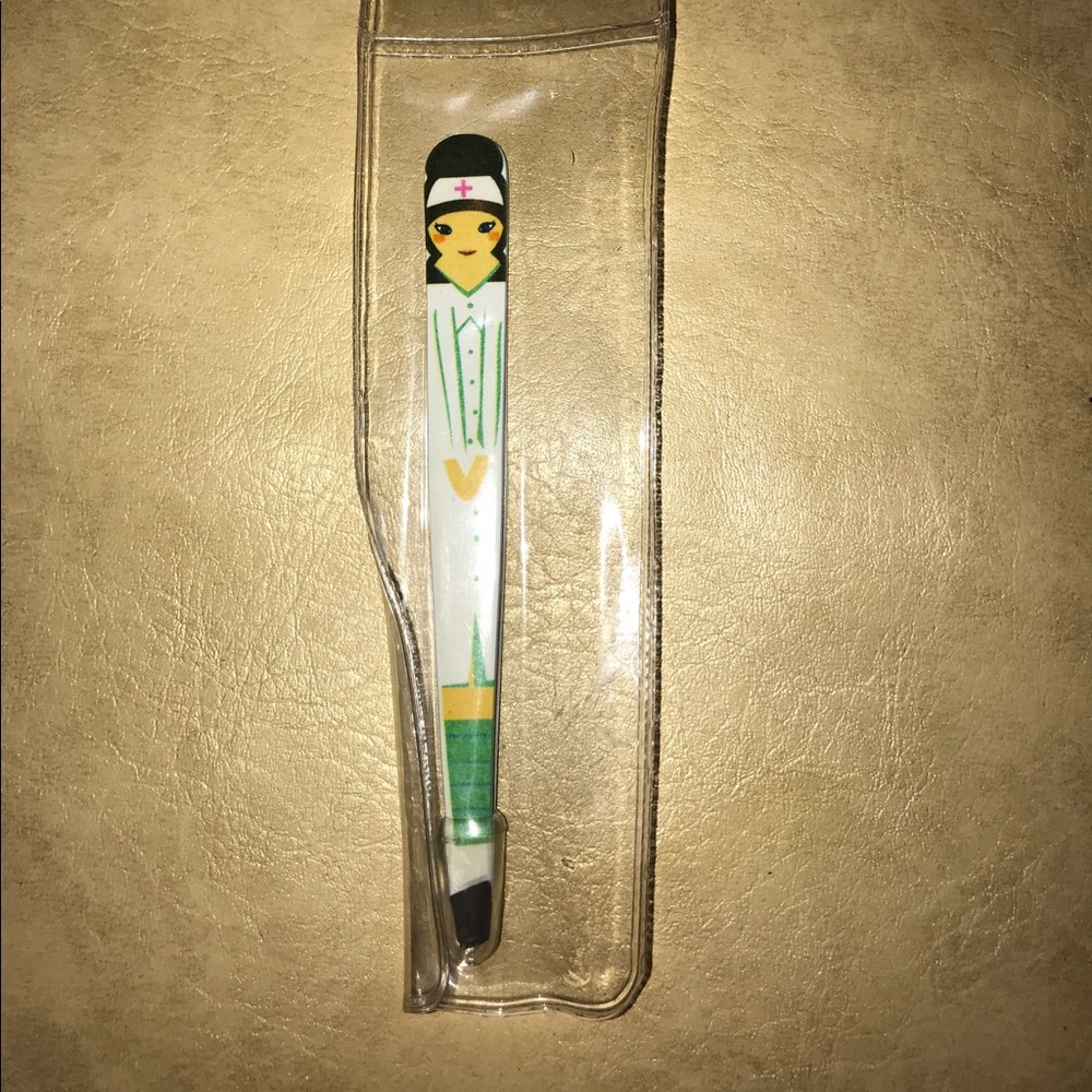 BRAND NEW BabyDoll Tweezer