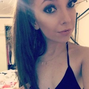 Meet your Posher, Janelle